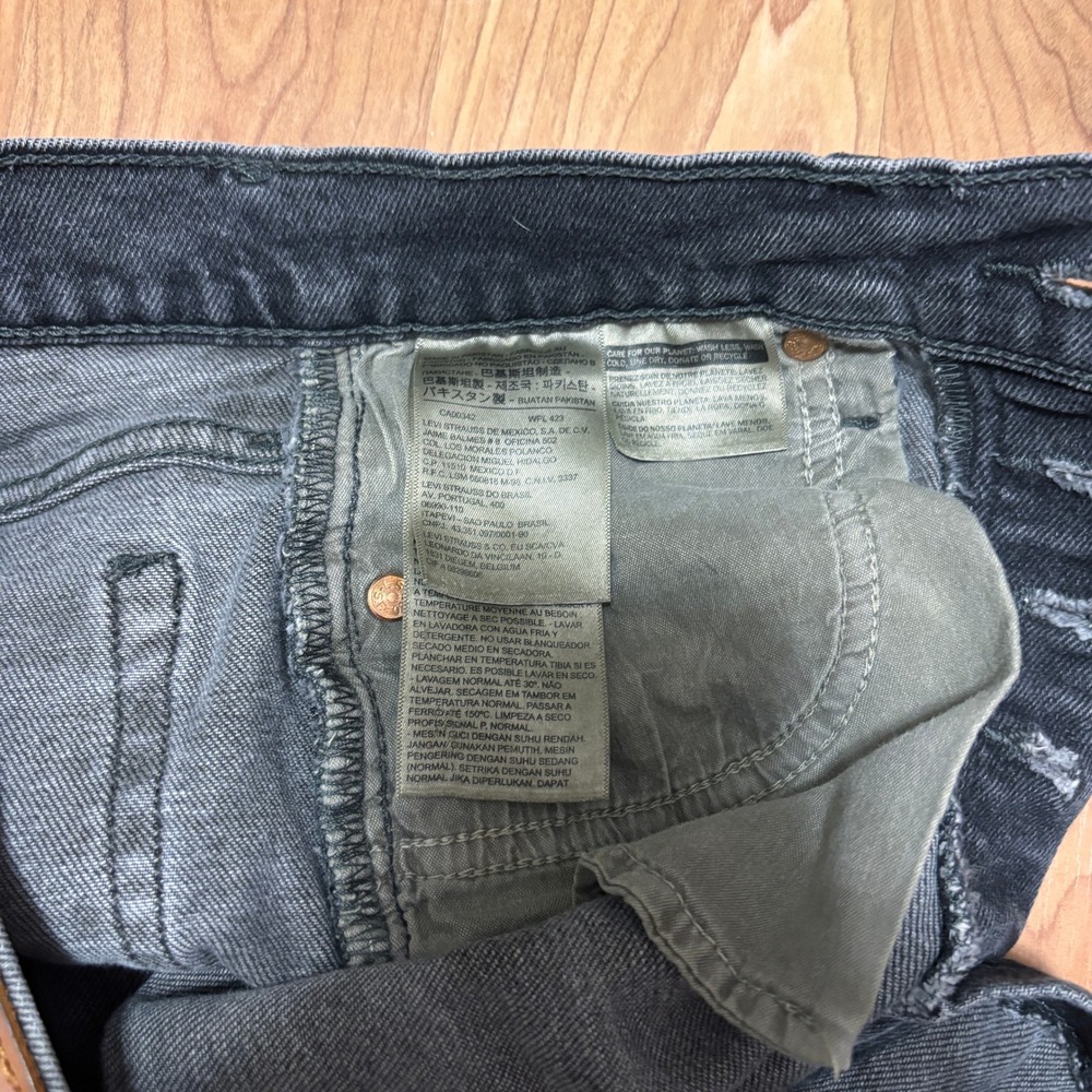 Levi's Denim Wedgie Fit Jean Shorts Womens 26 Washed Black High Rise Button Fly - Picture 9 of 11